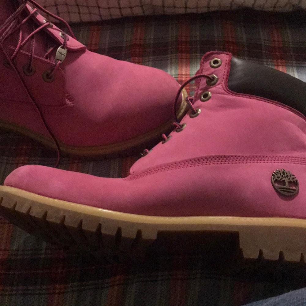 Timberland men’s size 9.5 pink Susan G. Komen
